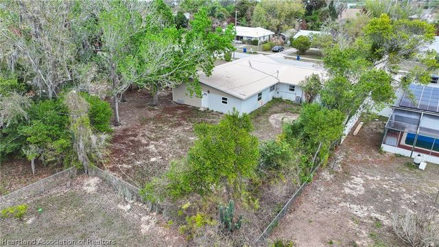 1115 Bellevue Avenue, Sebring, FL 33870