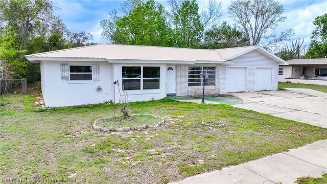 1115 Bellevue Avenue, Sebring, FL 33870