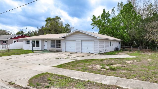 1115 Bellevue Avenue, Sebring, FL 33870