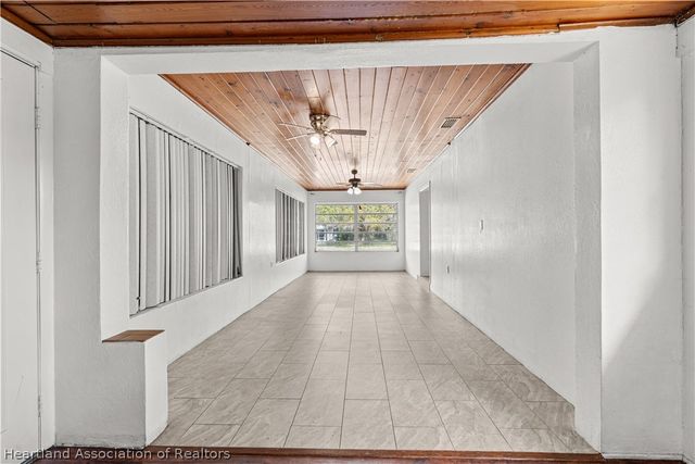 1115 Bellevue Avenue, Sebring, FL 33870