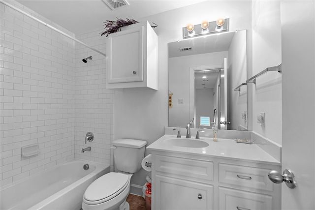 823 E 36th Street, Houston, TX 77022