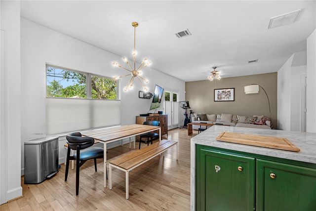 823 E 36th Street, Houston, TX 77022