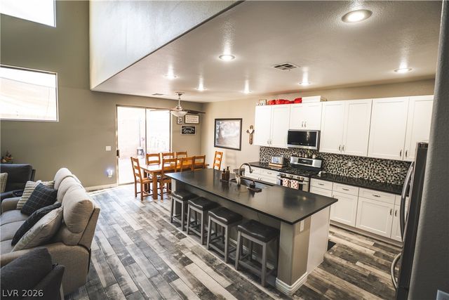 5642 Almocita Court, Las Vegas, NV 89141