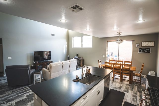 5642 Almocita Court, Las Vegas, NV 89141