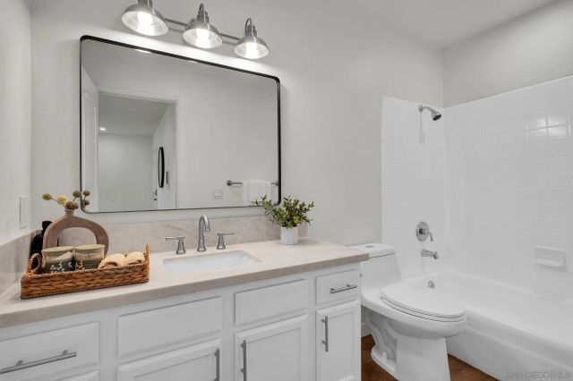 10235 Madrid Way 108, Spring Valley, CA 91977