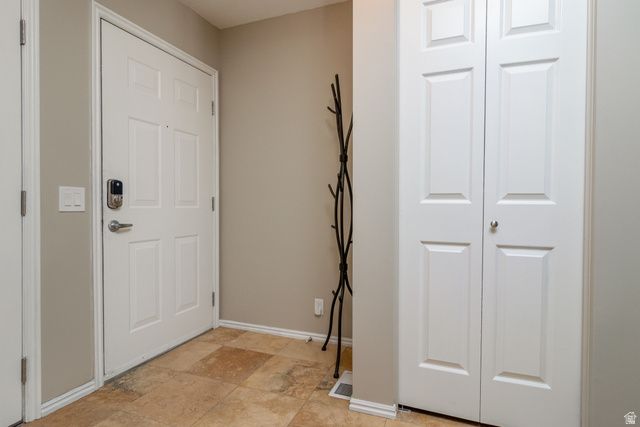 8234 S WASATCH GROVE LN, Salt Lake City, UT 84121