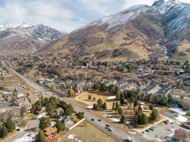 8234 S WASATCH GROVE LN, Salt Lake City, UT 84121