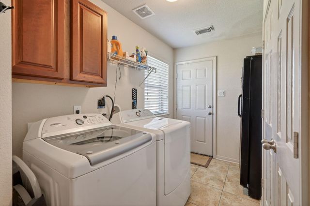 1797 County Road 261, Moulton, TX 77975