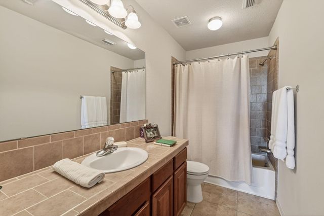 1797 County Road 261, Moulton, TX 77975