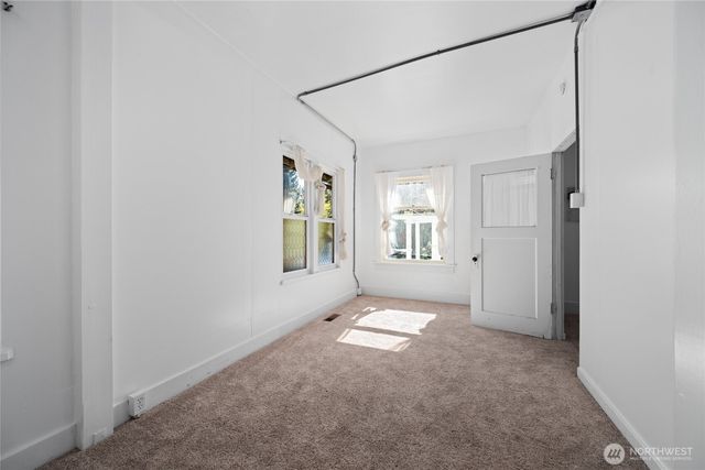 1502 E Maplewood Avenue, Bellingham, WA 98225