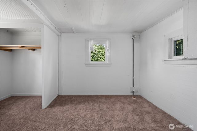 1502 E Maplewood Avenue, Bellingham, WA 98225