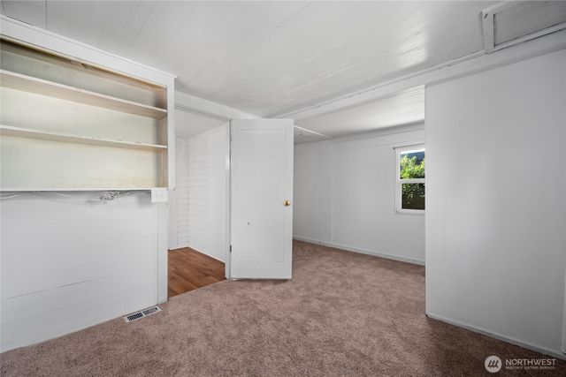 1502 E Maplewood Avenue, Bellingham, WA 98225