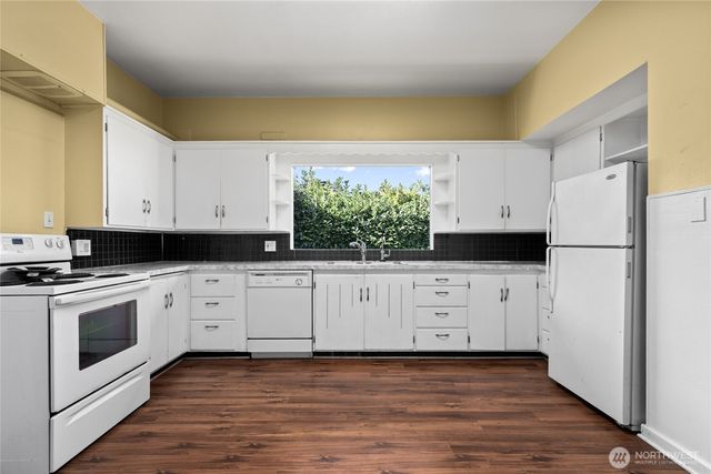 1502 E Maplewood Avenue, Bellingham, WA 98225