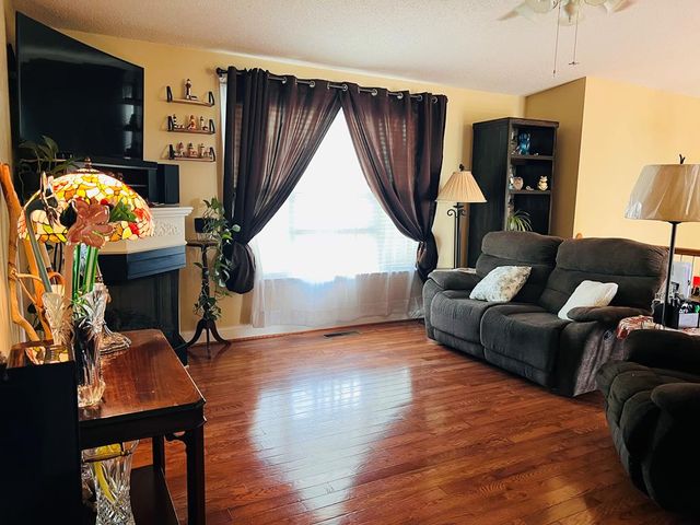 2009 Ashley Lane, Dalton, GA 30721