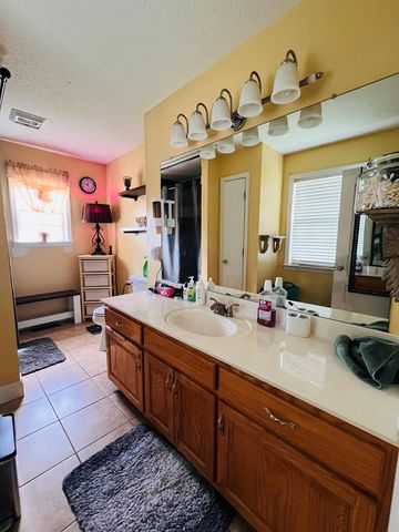 2009 Ashley Lane, Dalton, GA 30721