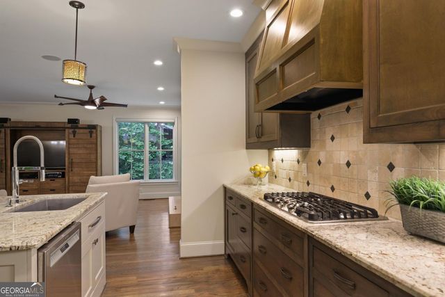 132 NW Underwood Drive NW, Sandy Springs, GA 30328