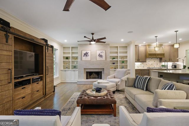 132 NW Underwood Drive NW, Sandy Springs, GA 30328
