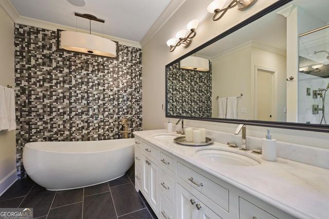 132 NW Underwood Drive NW, Sandy Springs, GA 30328