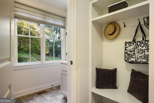132 NW Underwood Drive NW, Sandy Springs, GA 30328