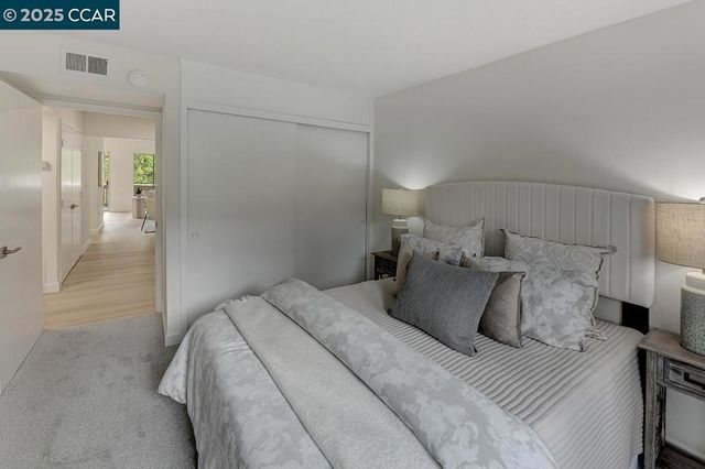 2940 Tice Creek Dr 6, Walnut Creek, CA 94595