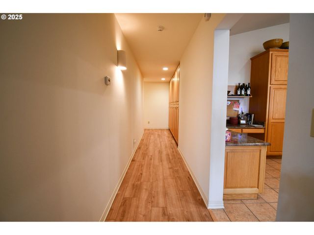 1356 Se LAUREL Ct, Roseburg, OR 97470