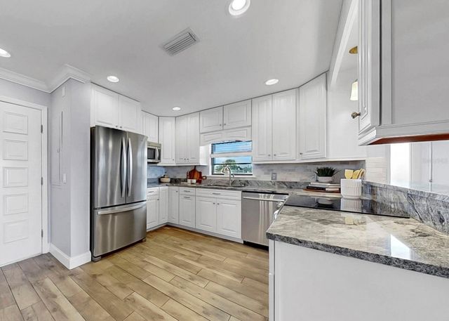 626 YARDARM DRIVE 13, Apollo Beach, FL 33572