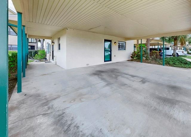 626 YARDARM DRIVE 13, Apollo Beach, FL 33572