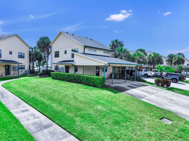 626 YARDARM DRIVE 13, Apollo Beach, FL 33572