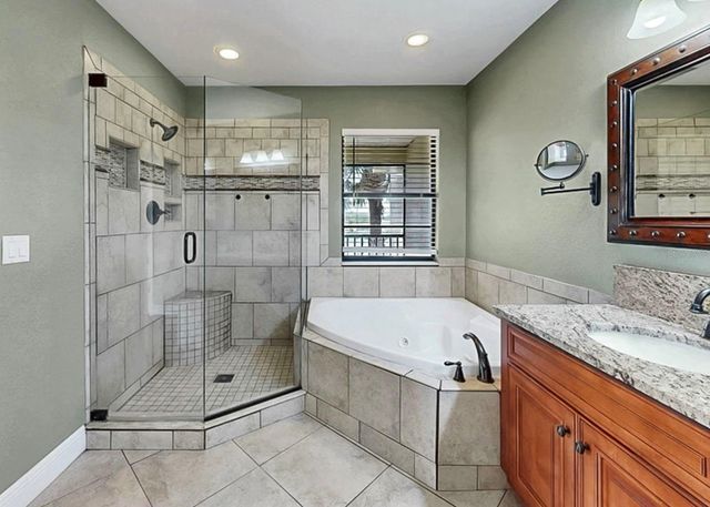 626 YARDARM DRIVE 13, Apollo Beach, FL 33572