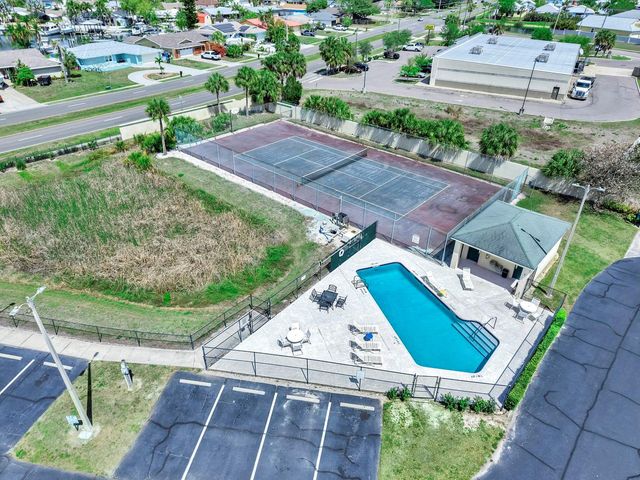 626 YARDARM DRIVE 13, Apollo Beach, FL 33572
