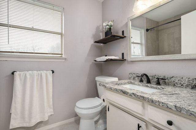 1916 Chattanooga Drive, Bedford, TX 76022