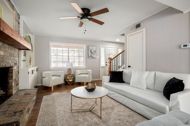 1916 Chattanooga Drive, Bedford, TX 76022