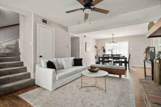 1916 Chattanooga Drive, Bedford, TX 76022