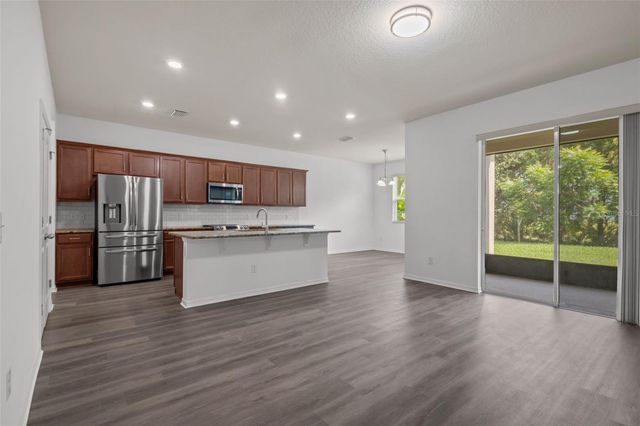 12124 LAKE BOULEVARD, New Port Richey, FL 34655