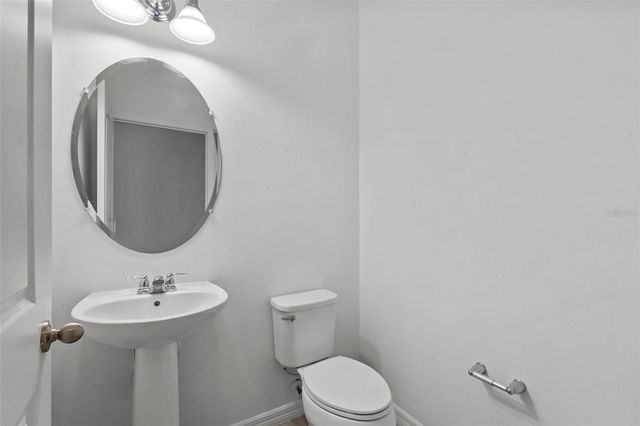 12124 LAKE BOULEVARD, New Port Richey, FL 34655
