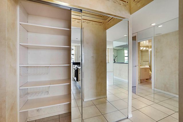 2121 N Ocean Boulevard 1201e, Boca Raton, FL 33431
