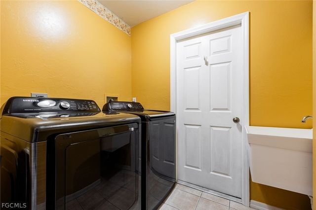 719 Zebu PL, Fort Myers, FL 33913