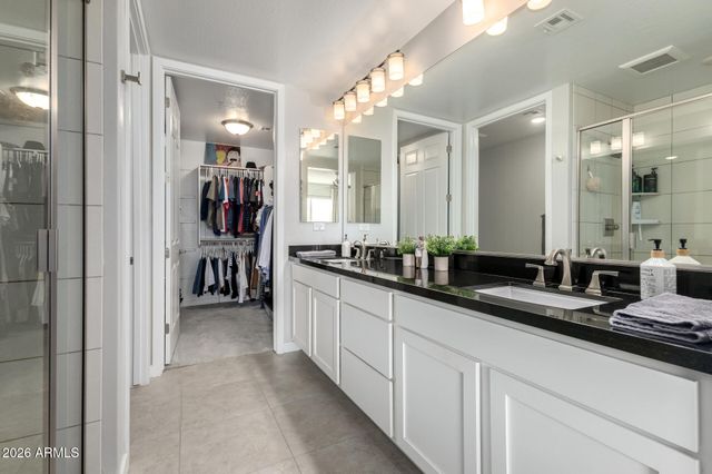 250 W QUEEN CREEK Road 144, Chandler, AZ 85248