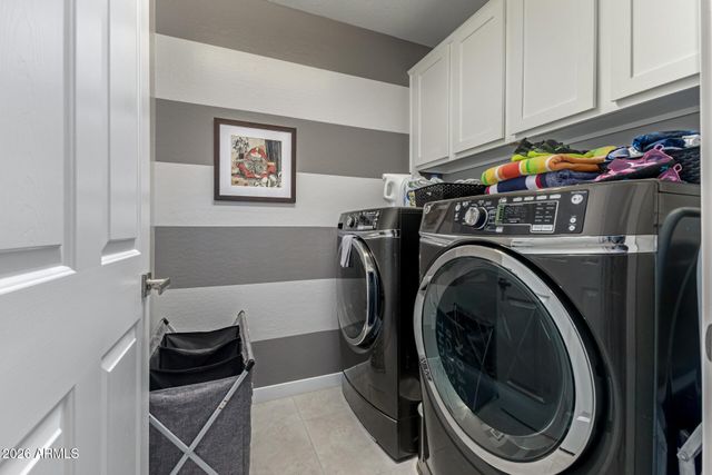 250 W QUEEN CREEK Road 144, Chandler, AZ 85248