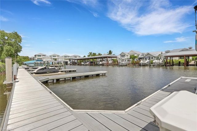 307 Goodlette-Frank RD S B507, Naples, FL 34102