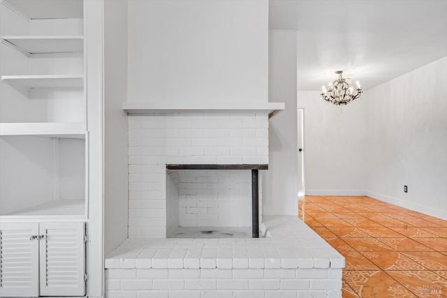 621 Sunny Manor Way, Santa Rosa, CA 95401