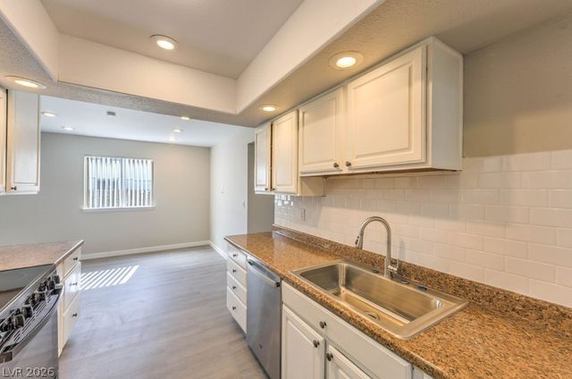 1867 Renada Circle, North Las Vegas, NV 89030