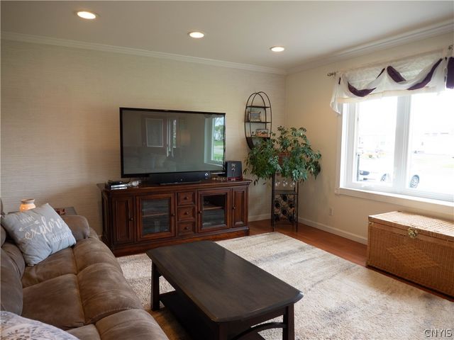 906 Valentine Avenue, Rome, NY 13440