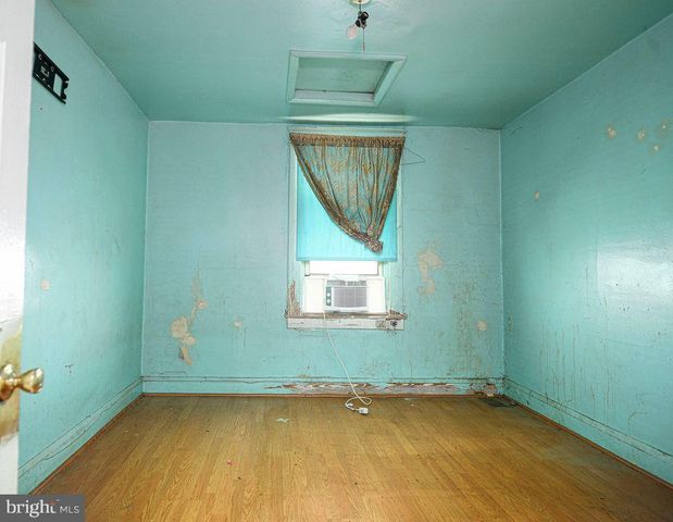 1227 N POTOMAC ST, Baltimore, MD 21213