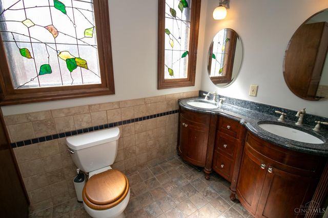 3476 Cornell Place, Cincinnati, OH 45220