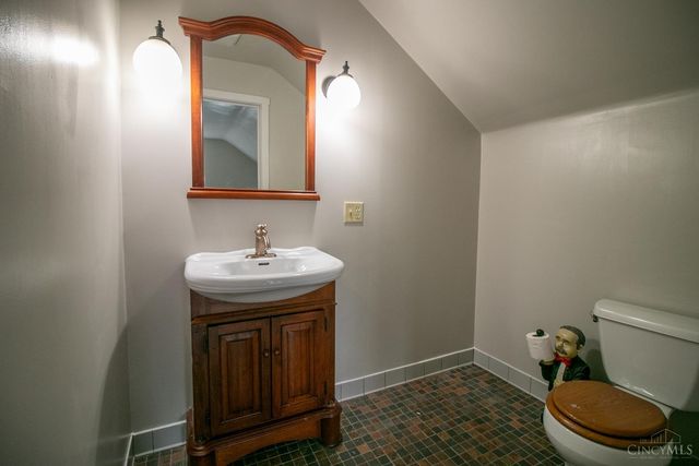 3476 Cornell Place, Cincinnati, OH 45220