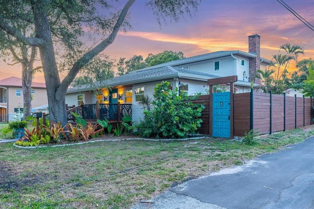 6921 MANGO AVENUE S, St Petersburg, FL 33707