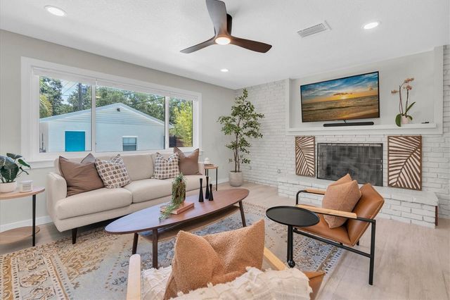 6921 MANGO AVENUE S, St Petersburg, FL 33707