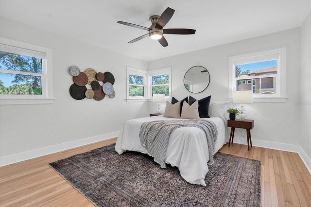 6921 MANGO AVENUE S, St Petersburg, FL 33707