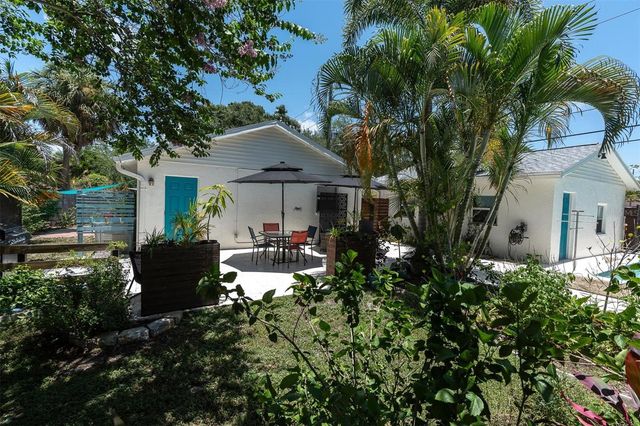 6921 MANGO AVENUE S, St Petersburg, FL 33707
